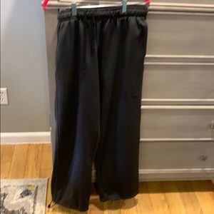 Mens Nike therma fit sweatpants size XL grey